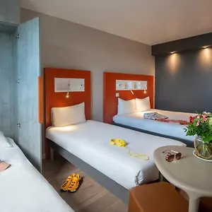 Ibis Budget Californie Lenval ** Nice